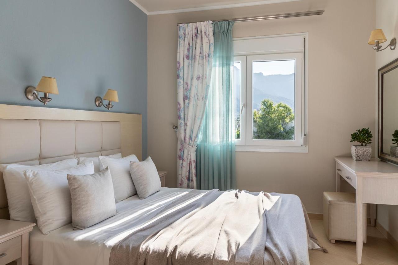 Sole Mare Hotel Chrysi Ammoudia Exterior photo