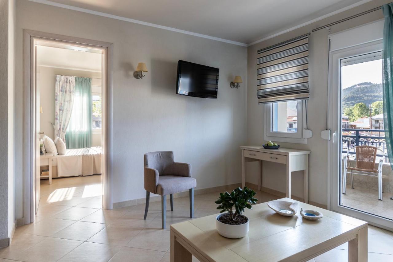 Sole Mare Hotel Chrysi Ammoudia Exterior photo